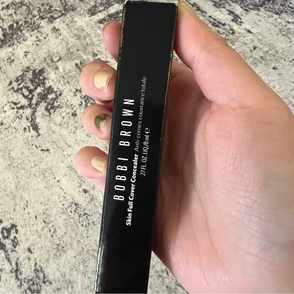 Bobbi Brown Skin Full Cover Concealer sand
